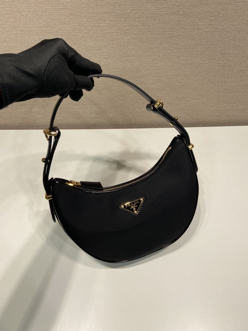 Pra*a hobo bags
